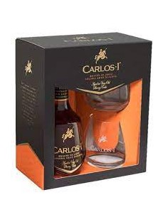 Carlos i brandy ox extra old con bicchieri